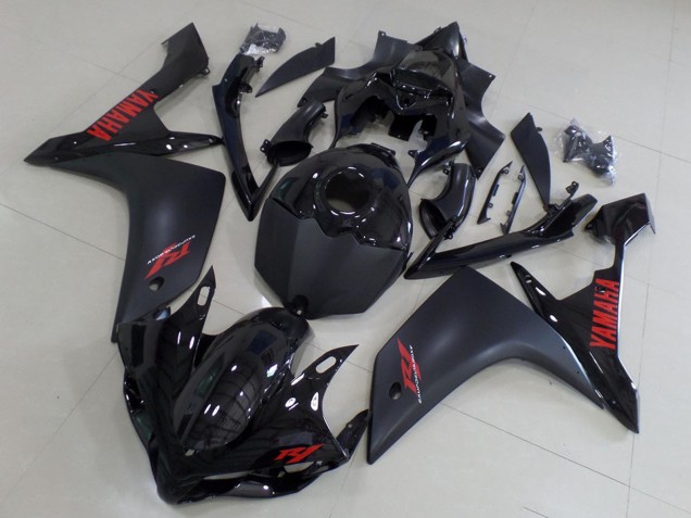 2007-2008 Glossy Black Matte Black Red Yamaha YZF R1 Motorcycle Fairings UK