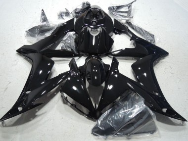 2004-2006 Glossy Black Yamaha YZF R1 Motorcycle Fairings UK