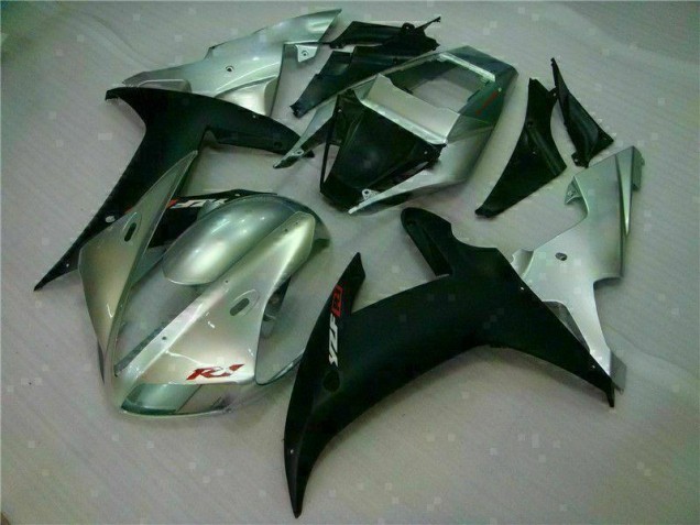 2002-2003 Silver Black Yamaha YZF R1 Motorbike Fairing Kits UK 2002-2003 Silver Black Yamaha YZF R1 Motorbike Fairing Kits UK