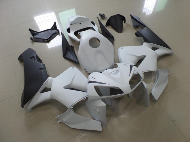 2005-2006 White Black Honda CBR600RR Motorcycle Fairing Kits UK 2005-2006 White Black Honda CBR600RR Motorcycle Fairing Kits UK