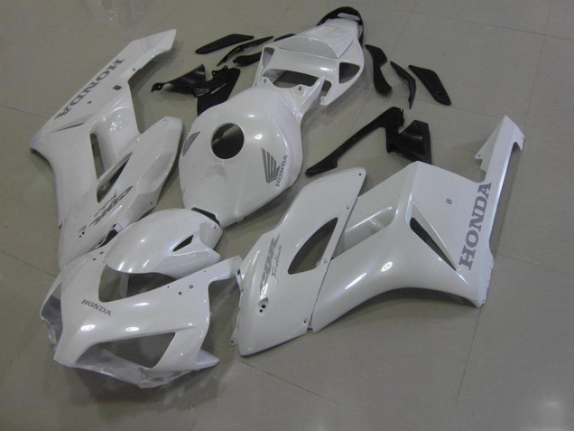 2006-2007 White with Silver Decals Honda CBR1000RR Bike Fairings UK 2006-2007 White with Silver Decals Honda CBR1000RR Bike Fairings UK