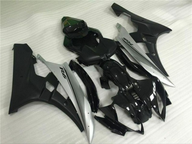 2006-2007 Silver Black Yamaha YZF R6 Motorbike Fairing UK 2006-2007 Silver Black Yamaha YZF R6 Motorbike Fairing UK