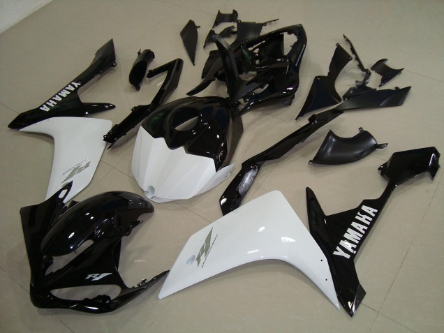 2007-2008 Black White Gold Yamaha YZF R1 Replacement Fairings UK 2007-2008 Black White Gold Yamaha YZF R1 Replacement Fairings UK