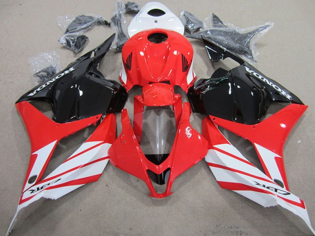 2009-2012 Red Black White Honda CBR600RR Motorcycle Fairings Kit UK 2009-2012 Red Black White Honda CBR600RR Motorcycle Fairings Kit UK