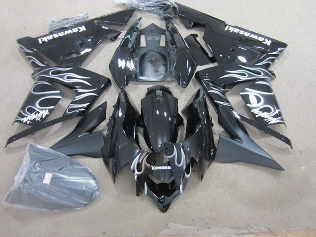2003-2005 Black with White Flame Kawasaki ZX10R Motorcycle Fairing UK 2003-2005 Black with White Flame Kawasaki ZX10R Motorcycle Fairing UK