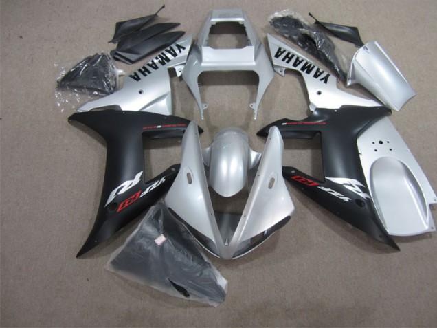 2002-2003 Black Silver Yamaha YZF R1 Motorbike Fairing Kits UK 2002-2003 Black Silver Yamaha YZF R1 Motorbike Fairing Kits UK